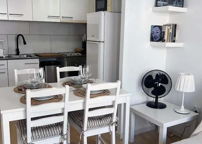 Apartamento Luminoso Con Parking A 250 M De Playa Y Centro